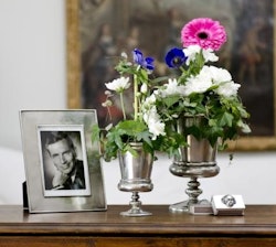 Ulrika, vas i tenn från Munka Tenn