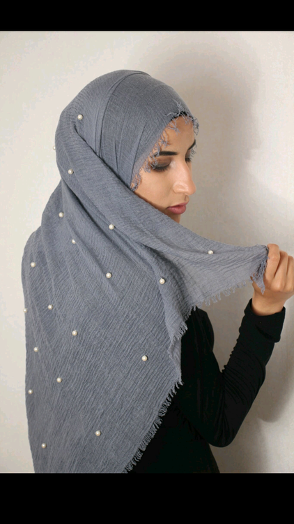 Cotton maxi hijab with pearls