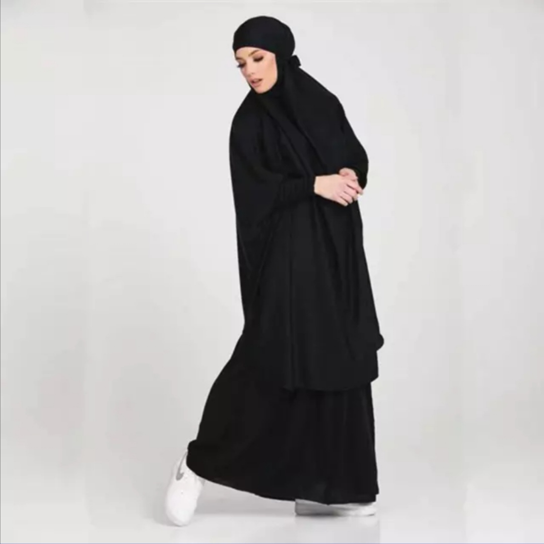 Mjuk & Glansig Jilbab i Två-Delar: Fyra Färger
