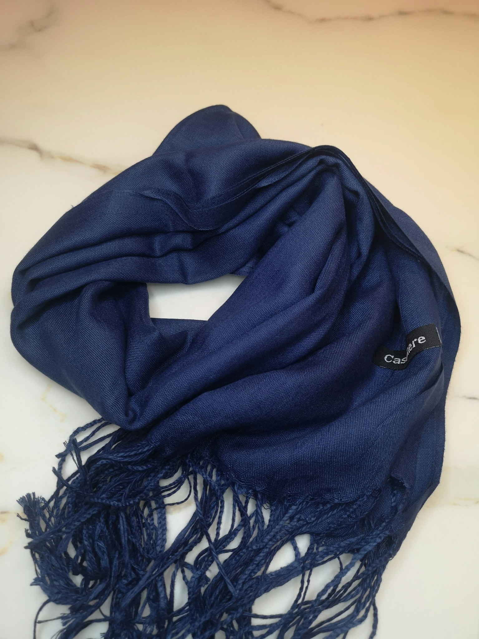 NYHET Pashmina med fransar! Mjuk,skimrande & tjock hijab.