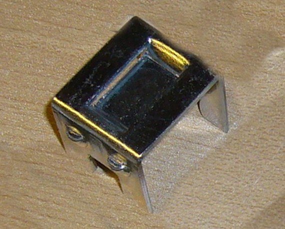 Monteringsbygel metall (M33)