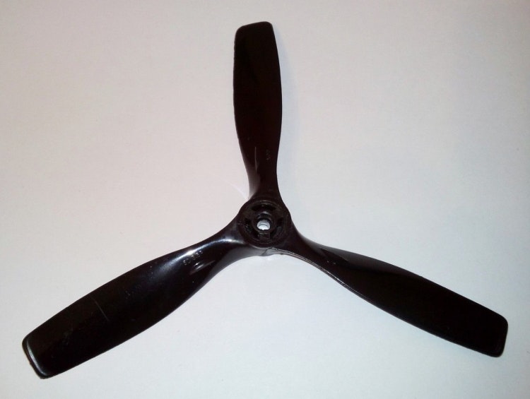 Original 3 blad 5" Cox pusher propeller