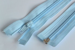 Dragkedja, blixtlås 5mm 30-65 cm. Ljusblå.