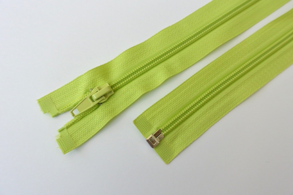 Dragkedja, blixtlås 5mm 30-75 cm. Ljuslime.