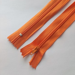 18 cm dragkedja. Orange.