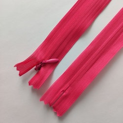 Osynligt, dolt blixtlås, 30-60 cm, cerise. (EU)