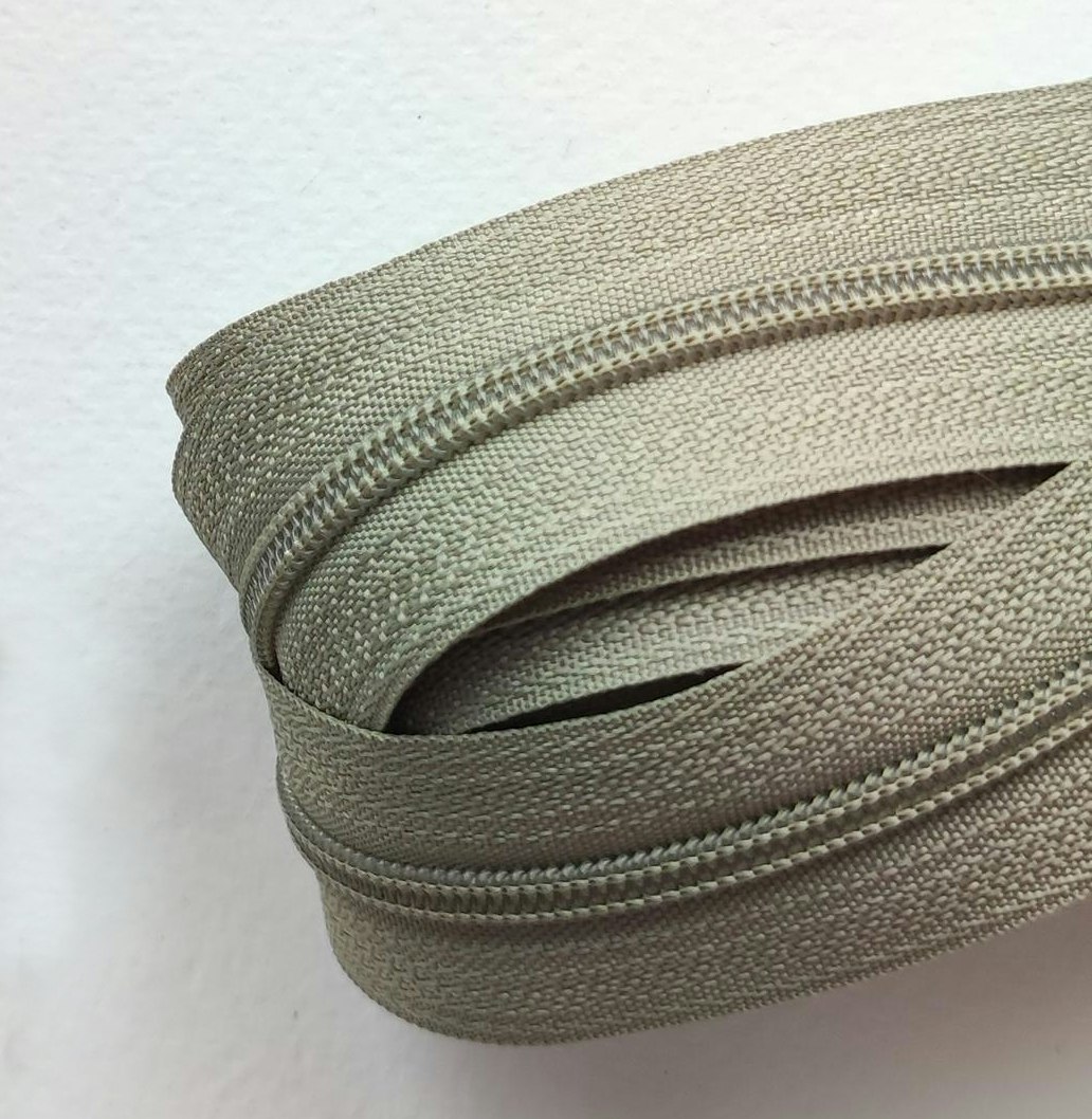Blixtlås, metervara, 3mm. 295 Beige/beigegrå