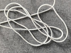 Mjuk rundresår, anoraksnodd, mjölkvit, 2 mm/5meter