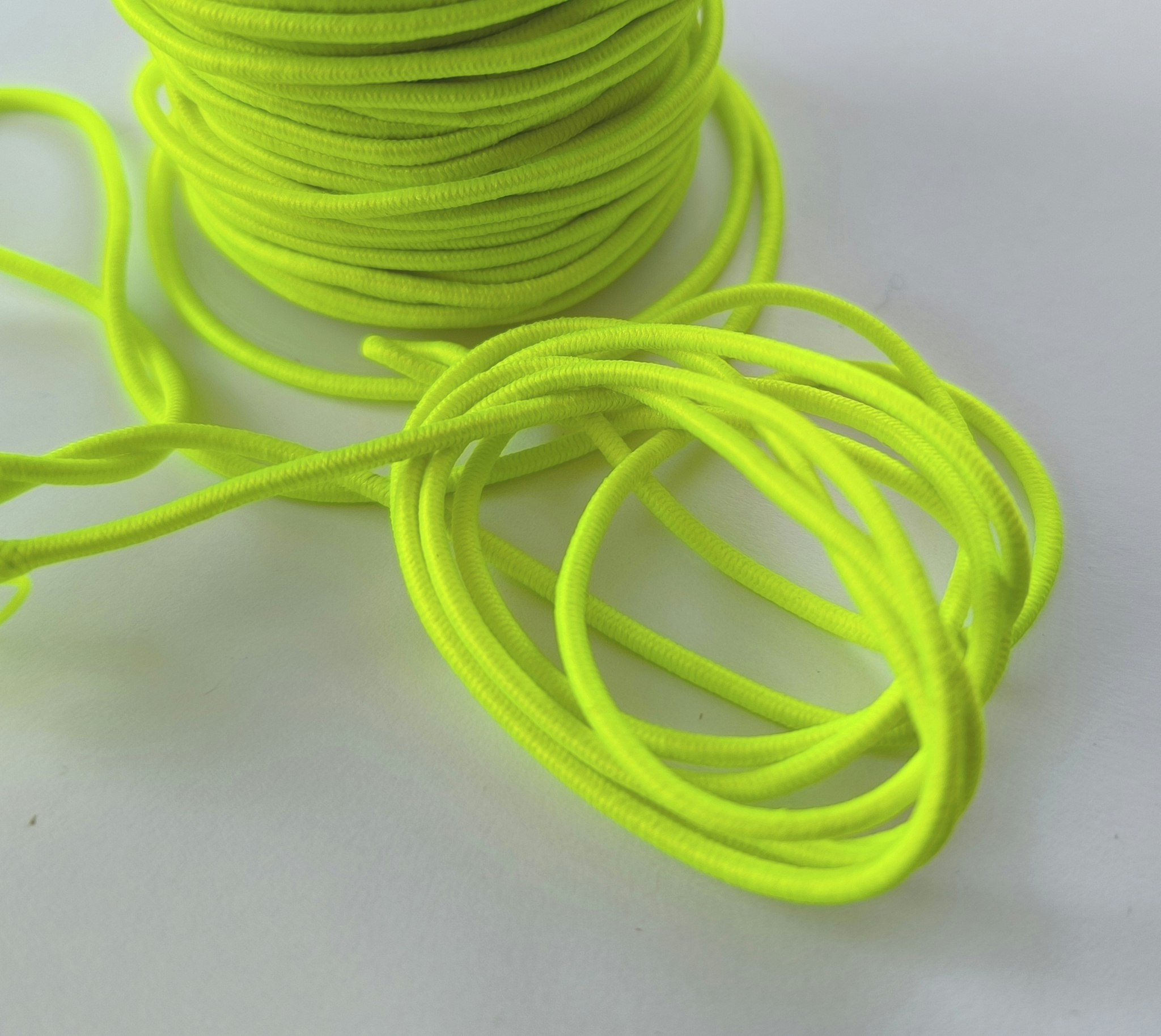 Rundresår, anoraksnodd, neongul, 2 mm
