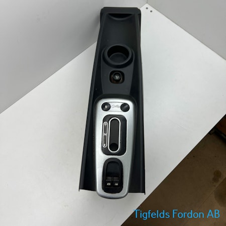 Centerkonsol - Ligier/Ixo/JS50 (Beg)