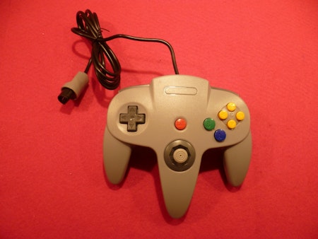 (Nytt) Teknogame Classic Controller: Grå - Nintendo 64