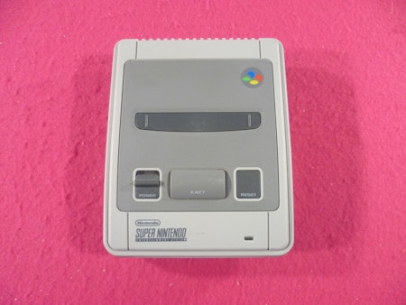 Super Nintendo Classic Mini Konsol inkl. 2 st handkontroller