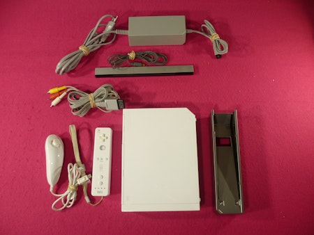 Nintendo Wii Konsol Vit inkl. 1 st Handkontroll (Gamecube-kompatibel)