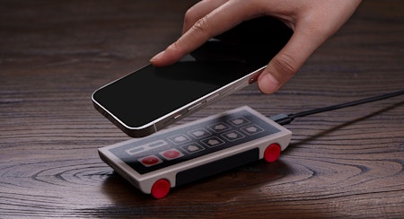 N30 Wireless Charger for Mobile - 8BitDo
