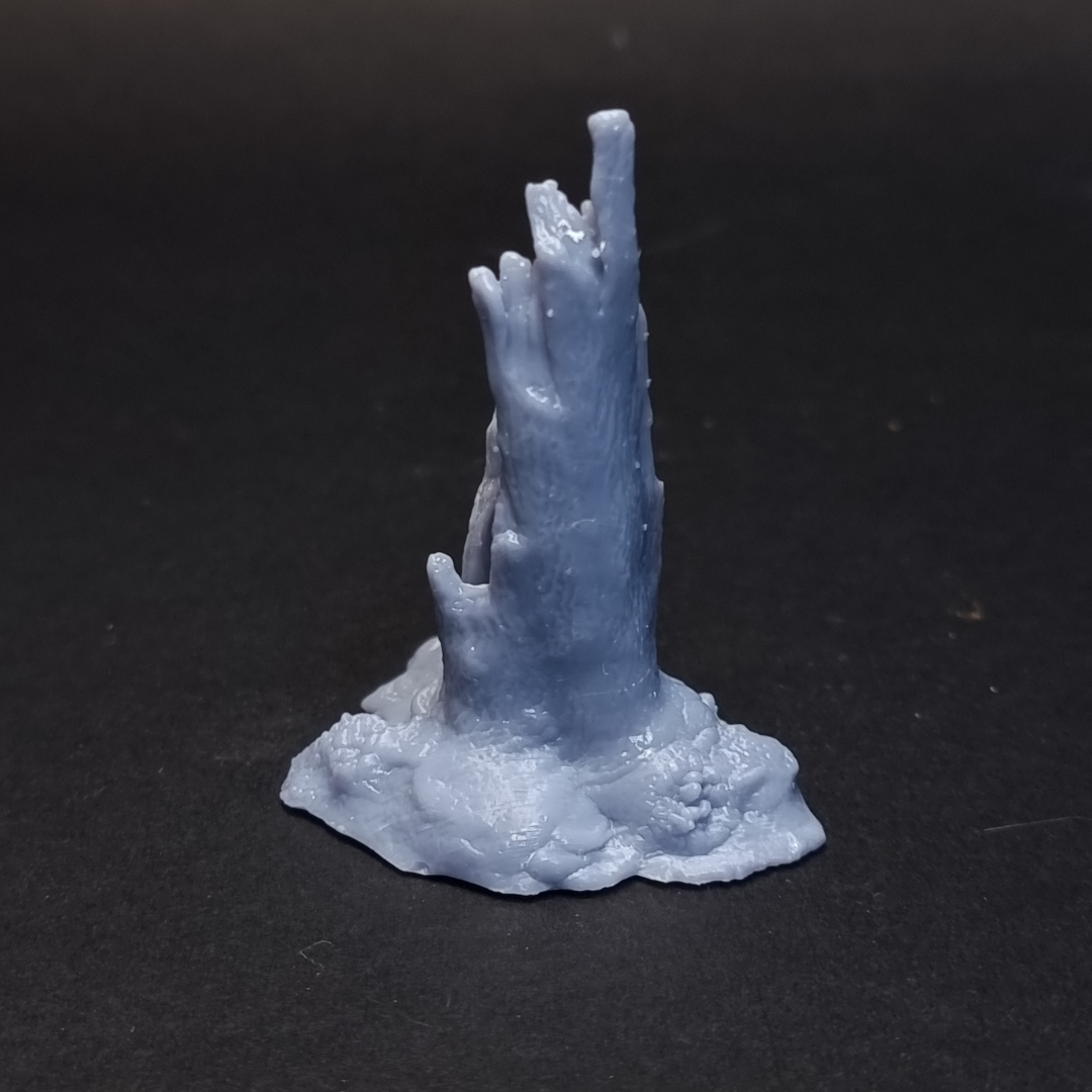 Gnarled tree stumps - set of 3
