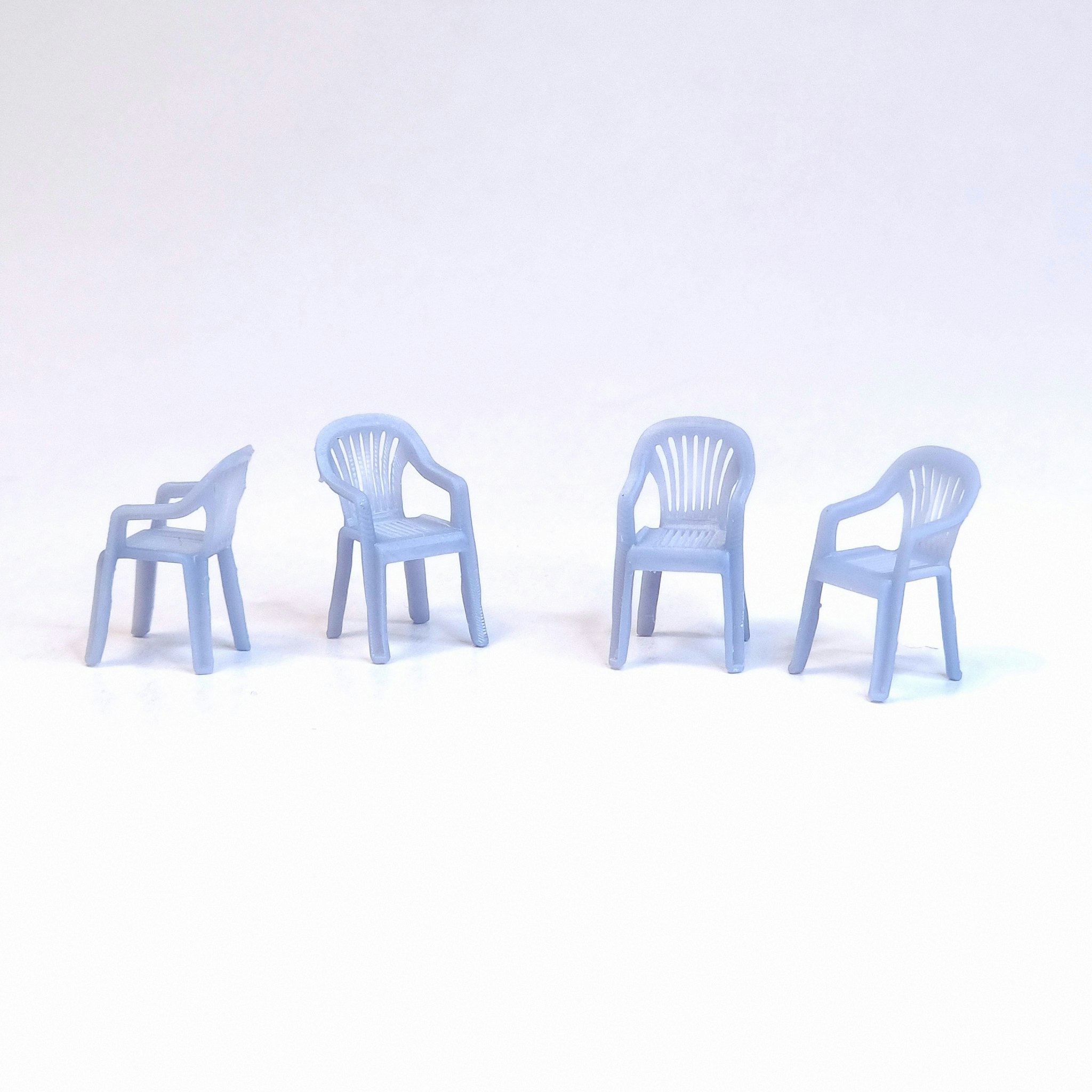 Set of 4 garden chairs - several sizes