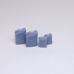 2 Jerry cans / Gasoline cans per set - multiple sizes