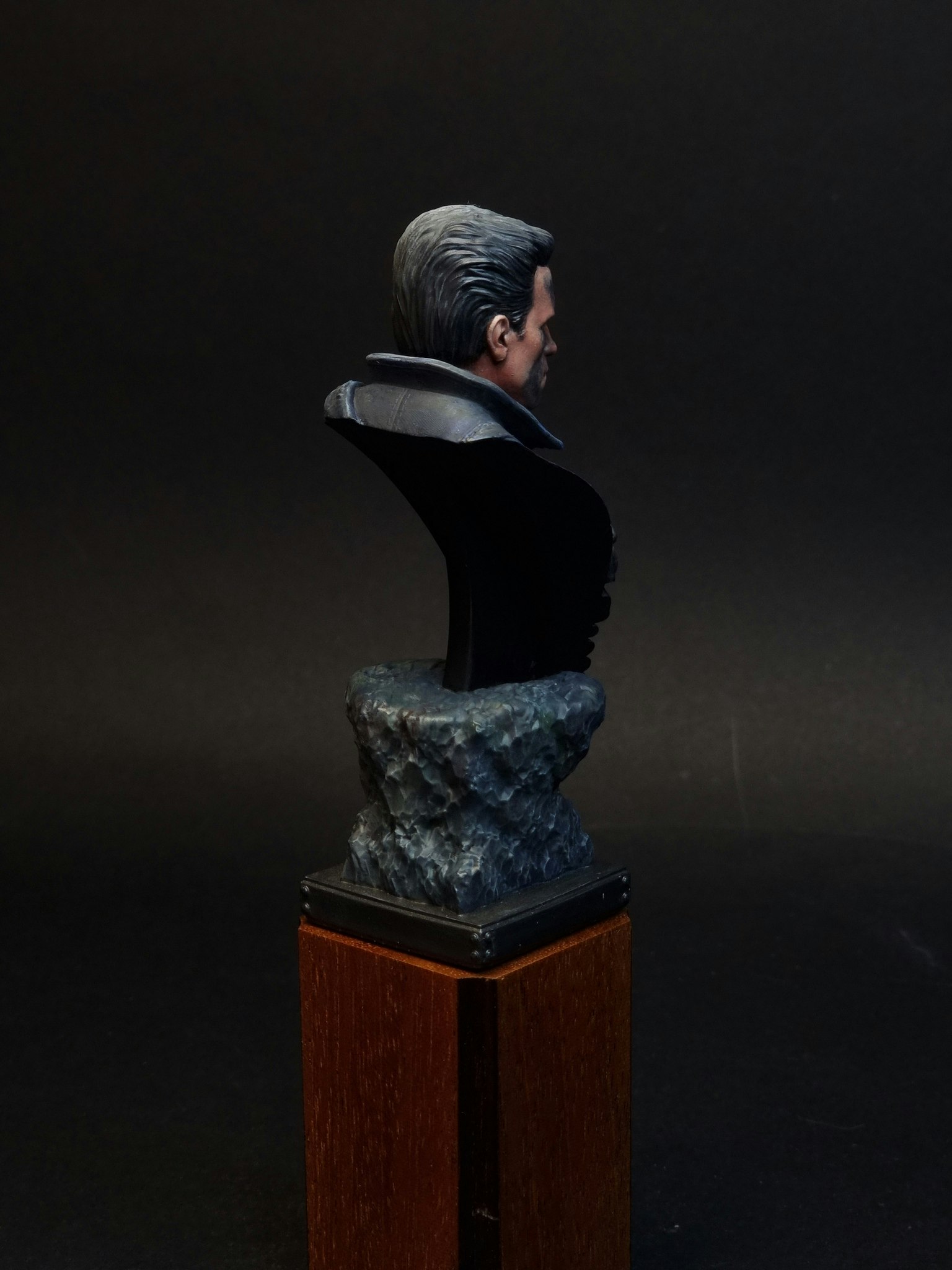 The Elite Operator – Resin bust of Mortiza Birch
