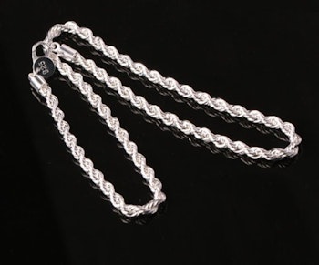 925 Silverpläterad ( stämplat )  Halsband