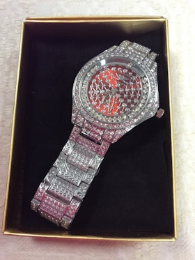 Klocka Floating Ice Red Molecule Iced Out Geneva