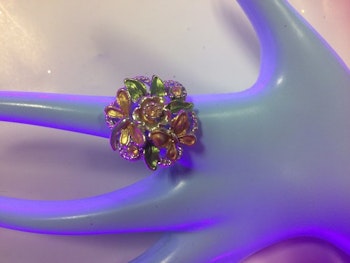 Vacker Blommor Ring med Strass