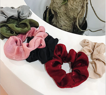 Stor Satin Scrunchie