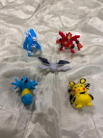 5st Pokemon Go Figur Leksak Pikachu