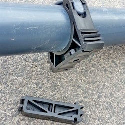 Rör-fäste distans 63 mm