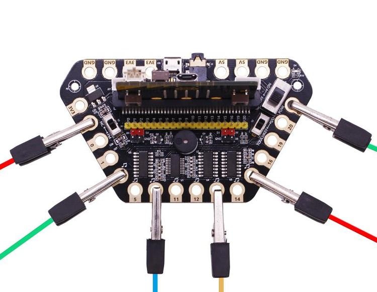 micro:bit expansion board with  buzzer and headphone jack for alligator clips