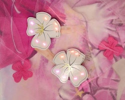 Kitty’s Flower - Bluetooth Wearable Brooches