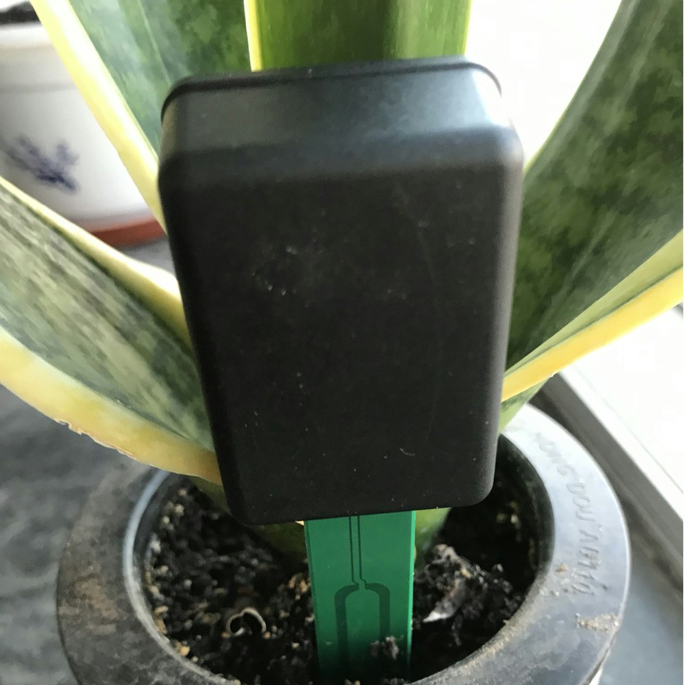 Soil moisture sensor Wi-Fi enabled based on Espressif's ESP32 S2 SoC