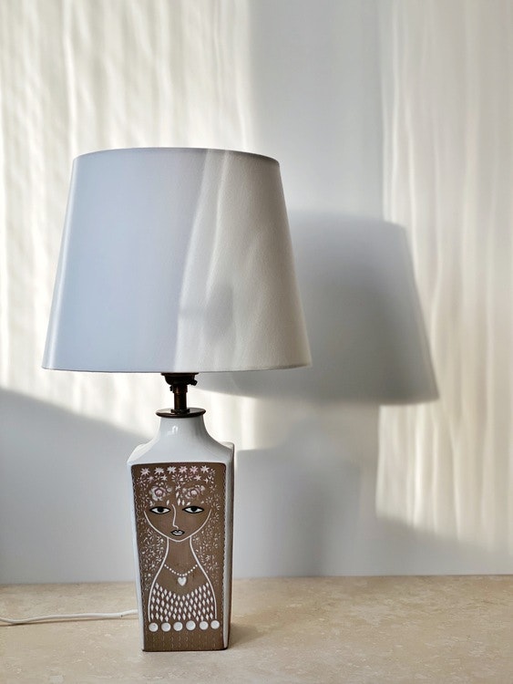 Upsala-Ekeby Ceramic Table Lamp "Beata" by Mari Simmulson. 1960s.