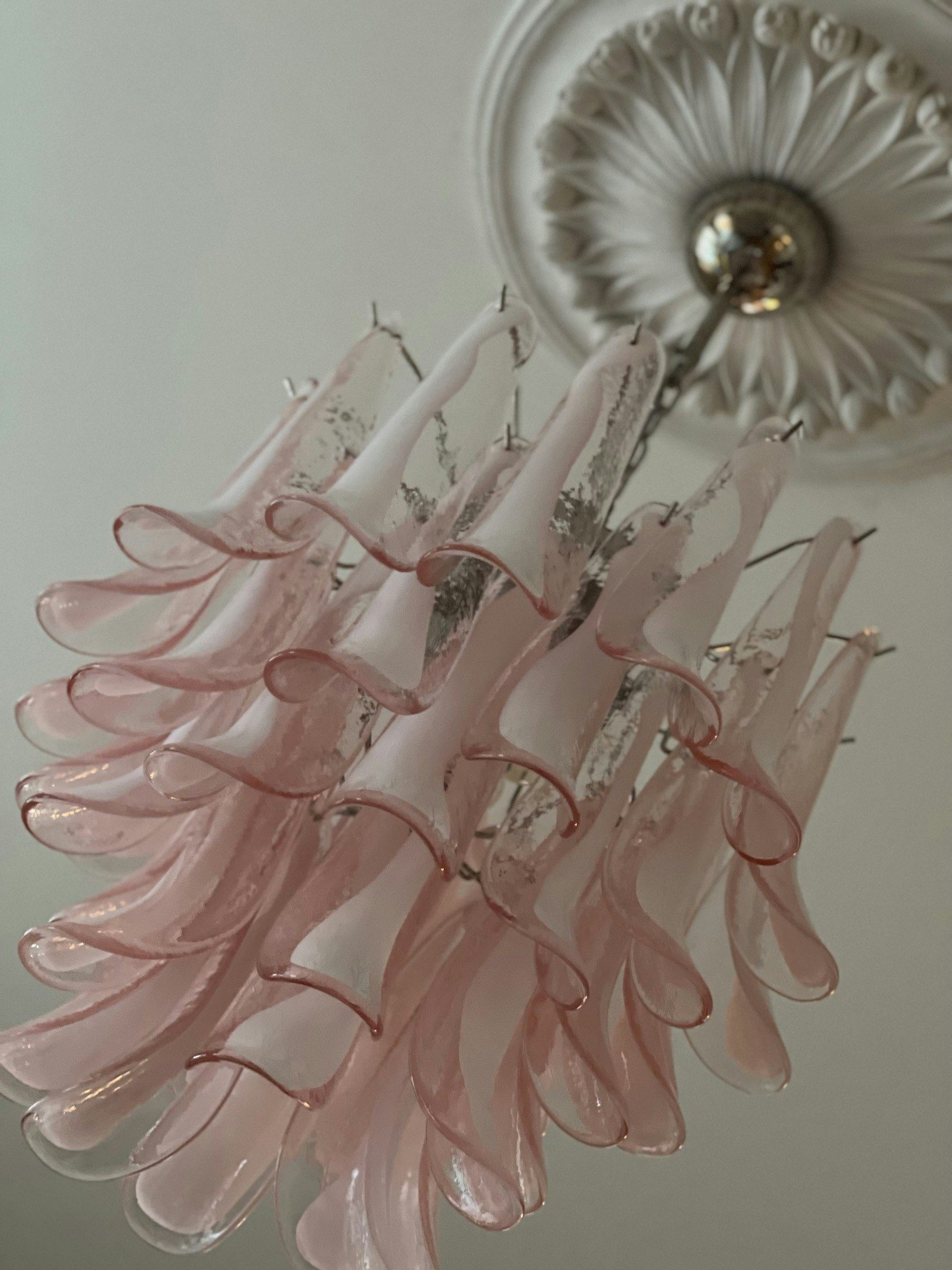 Pink Murano Glass Chandelier in the style of Mazzega - Large size.