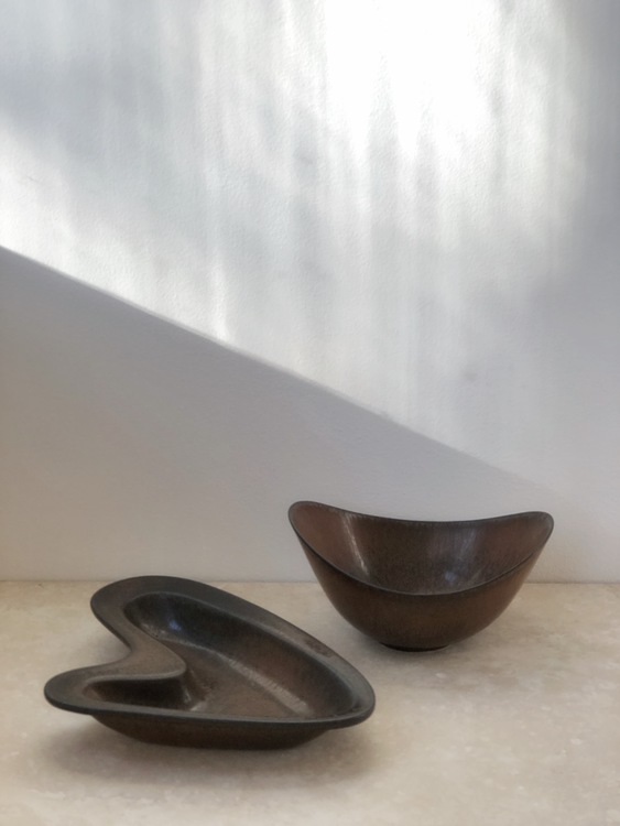 Gunnar Nylund Brown Stoneware set 'ARO' and 'AXA' Ceramic Bowl for Rörstrand