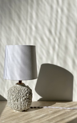 Gunnar Nylund Cream Colored "Chamotte" Table Lamp. 1940s.