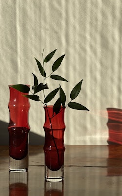 Åseda Pair of Red Glass Vases by Bo Borgström, 1970s.