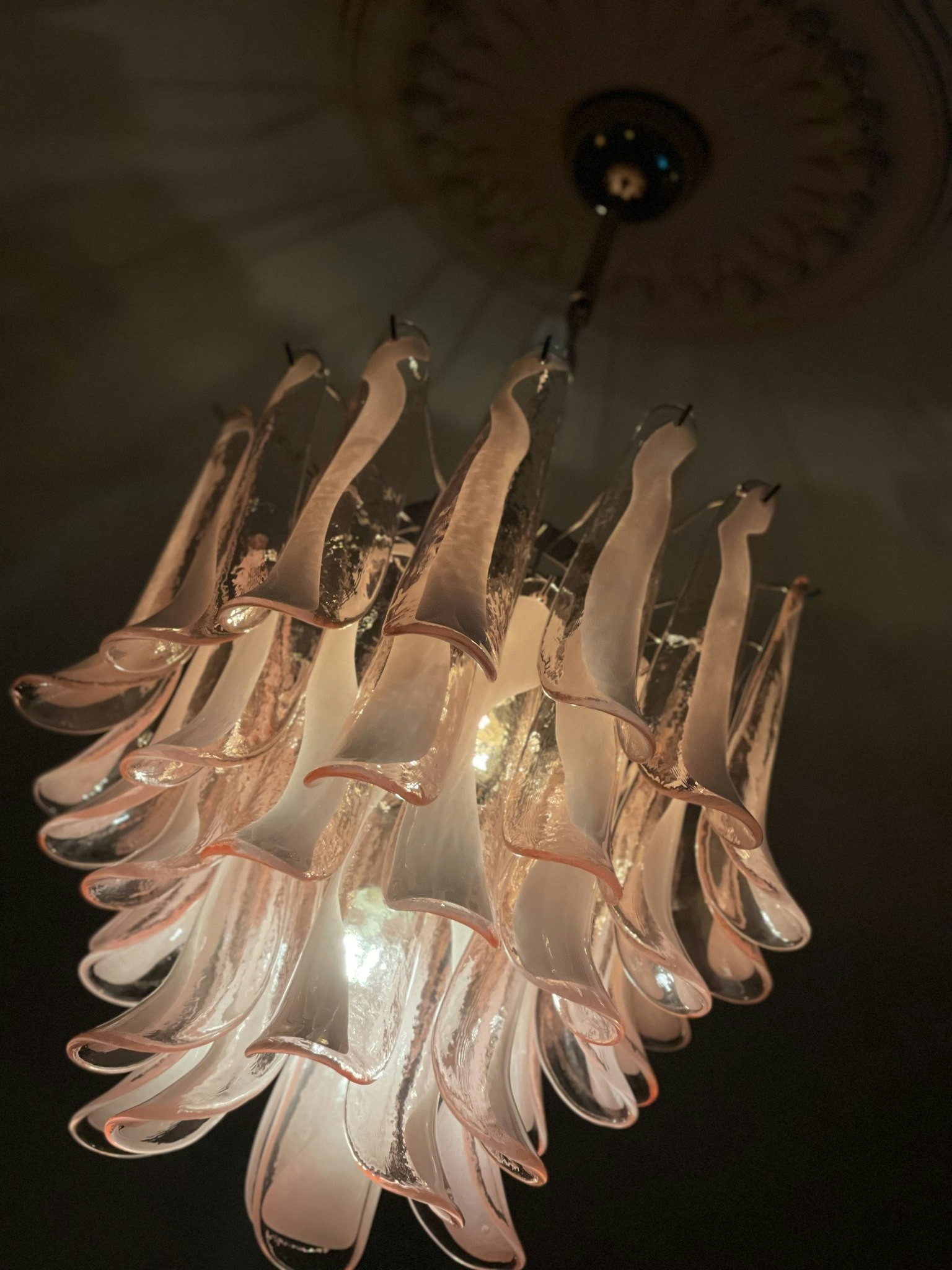 Pink Murano Glass Chandelier in the style of Mazzega - Large size.