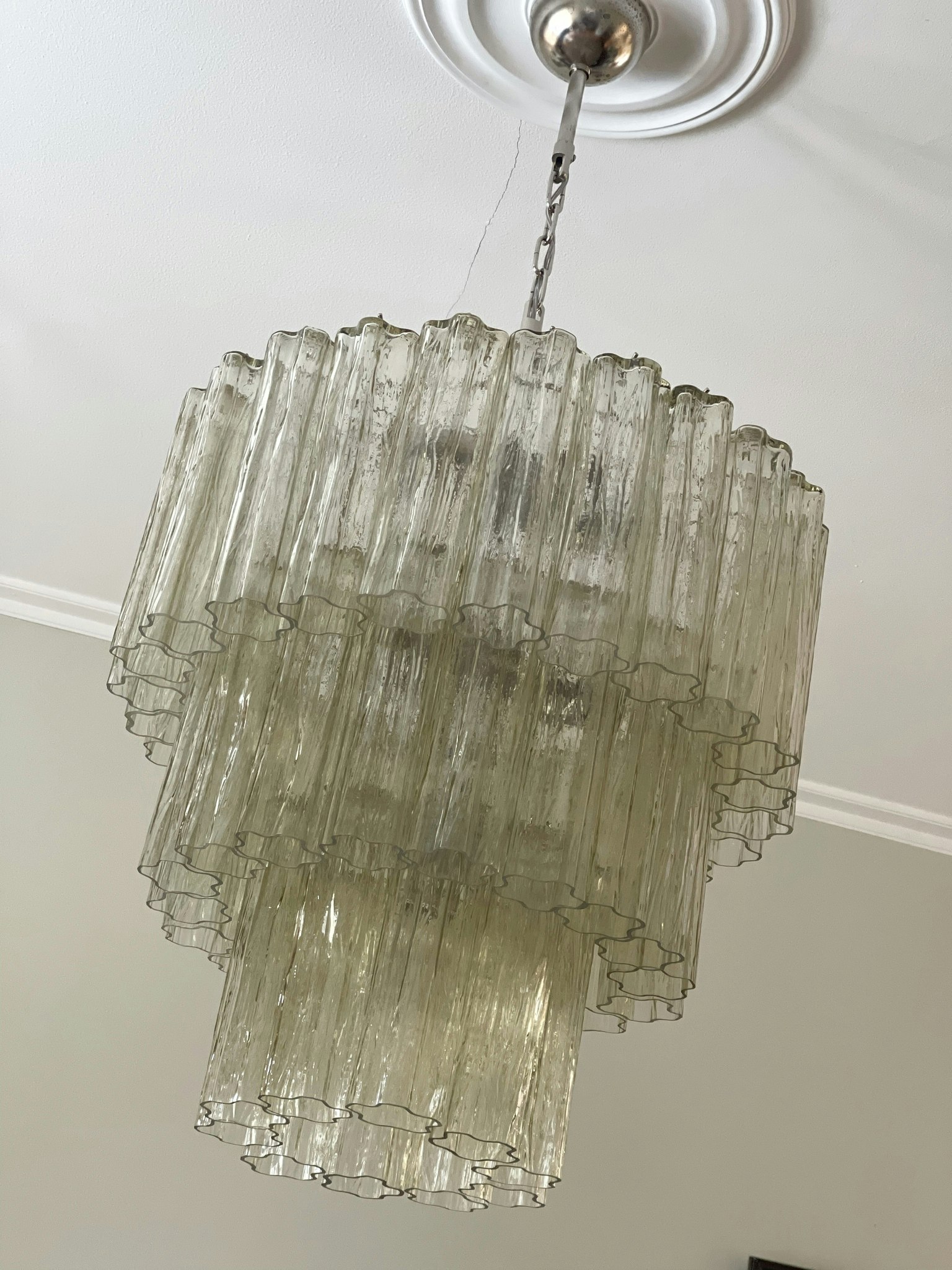 Honey Colored Murano Chandelier 'Tubular'. Large size.