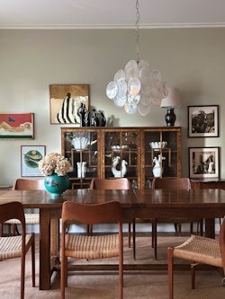 Murano Chandelier • DISC form • white glass.