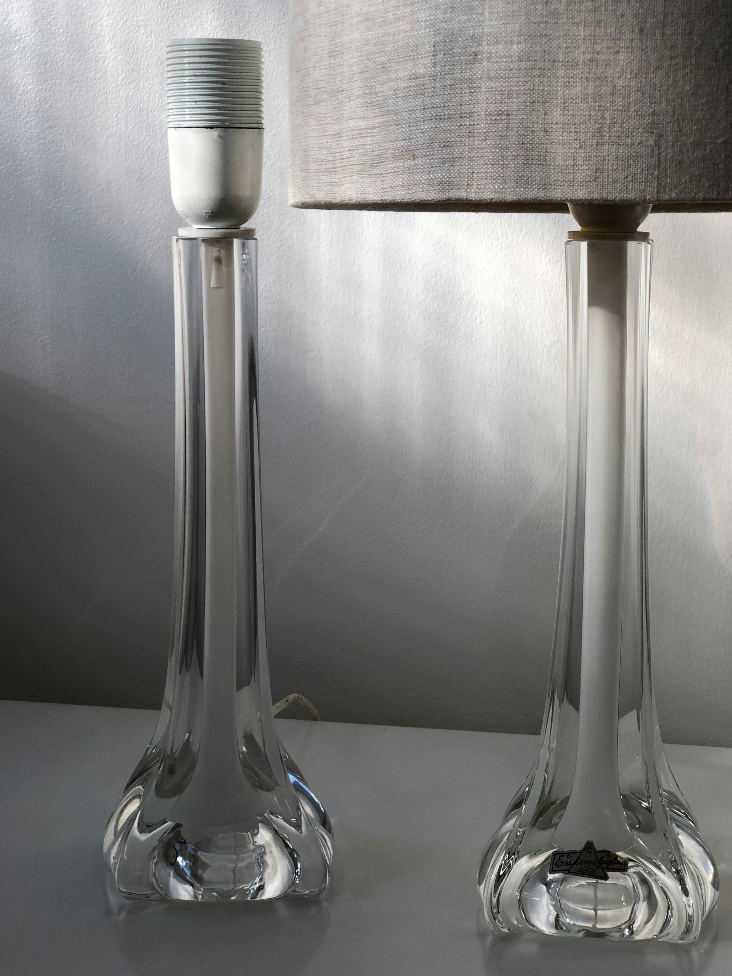 Pair of Flygsfors white Mid-century Modern Table lamps by Paul Kedelv