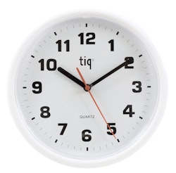 Tiq väggklocka helt i plast, 24,5 cm - 101307