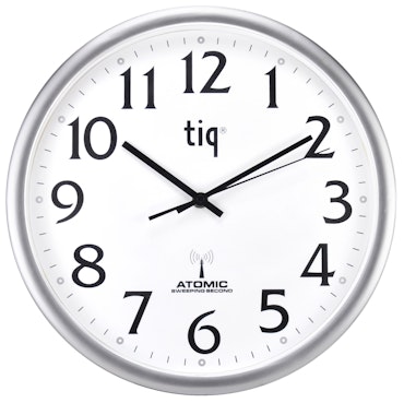 Tiq Väggklocka med silverram i plast, Radiokontrollerad, 35 cm - F6205CSWEEP