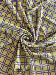 Scarfella mjuk handsydd scarf D185 R05