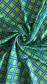 Scarfella mjuk handsydd scarf D185 R10