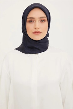Belli marinblå scarf (twill)