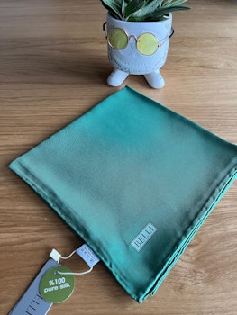 Belli scarf (twill) smaragdgrön