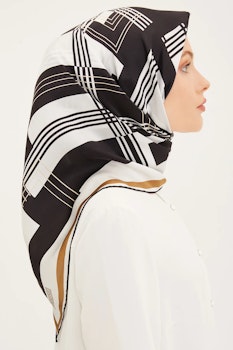 Armine twill sidenscarf 8910 D