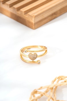 XUPING Heart Figured Stone Detaljerad Guld Gul Damring
