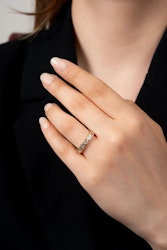Stenrad guld justerbar modern ring