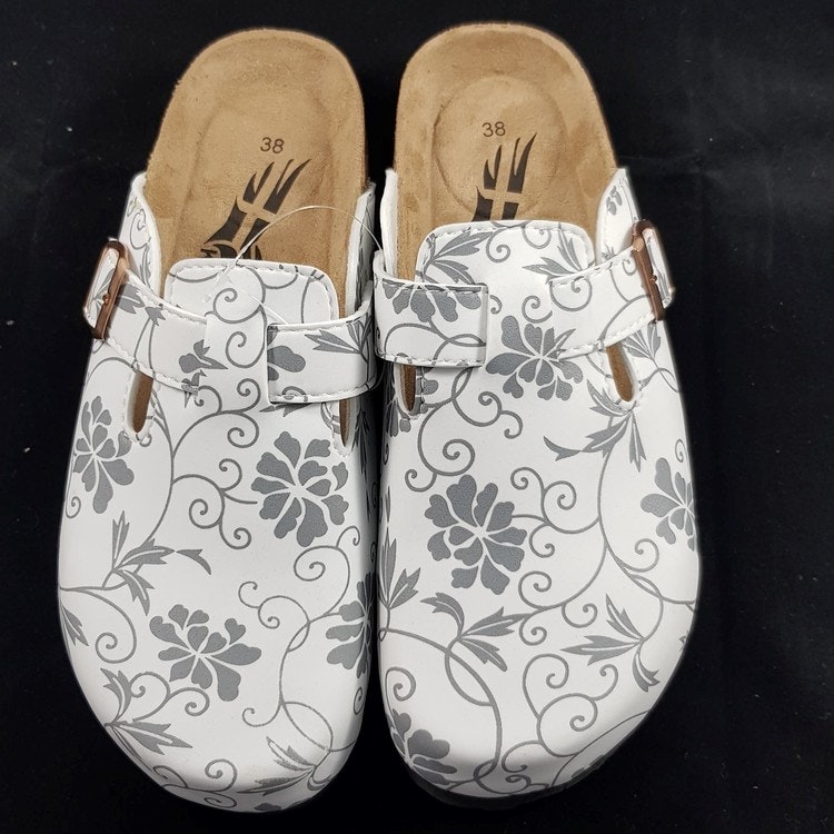 KS116S  Silver Flowers